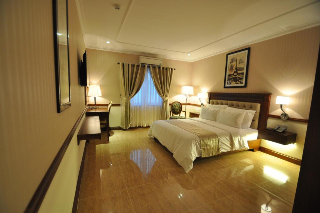 Central Hotel & Residences Swimming Pool Ho Si Minh-város Kültér fotó
