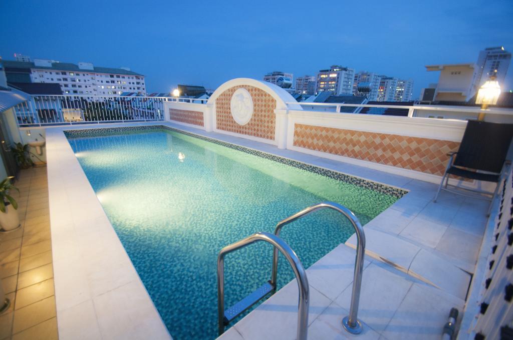 Central Hotel & Residences Swimming Pool Ho Si Minh-város Kültér fotó
